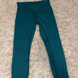 lululemon cropped leggings